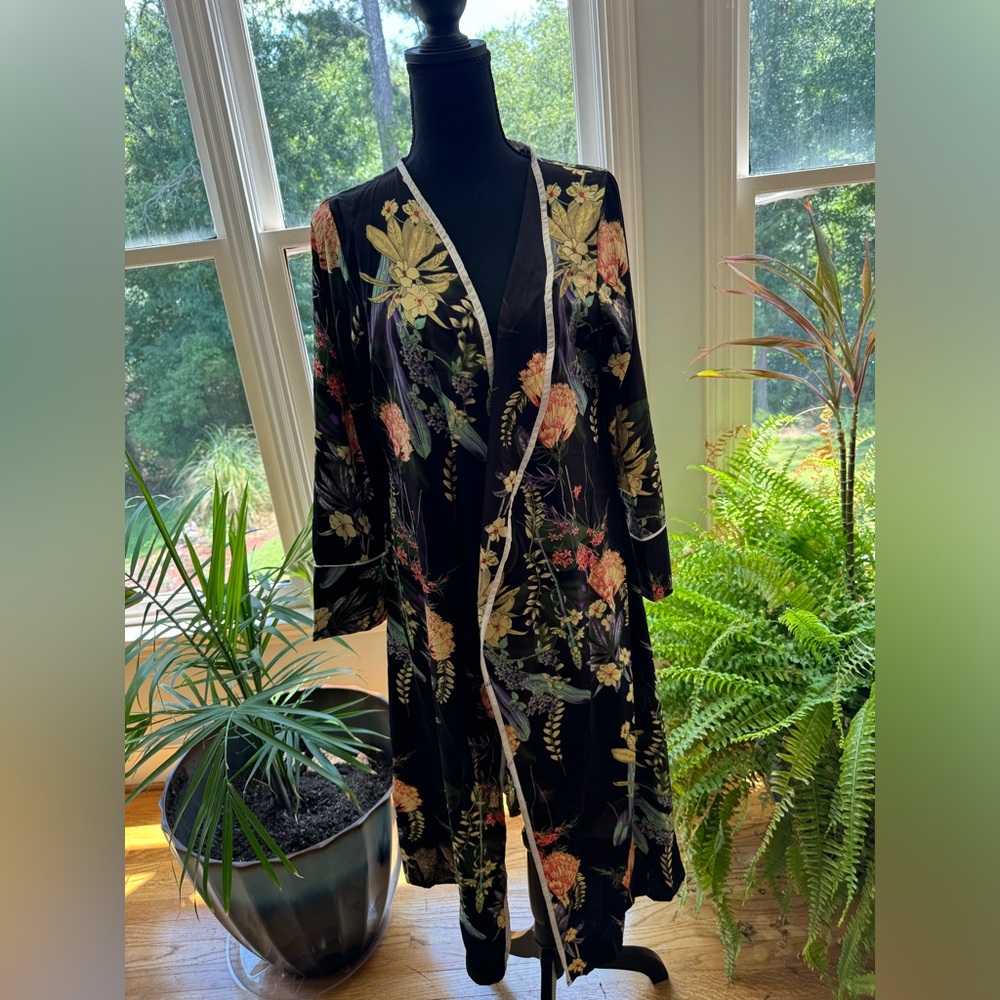 Boohoo Flower Wrap